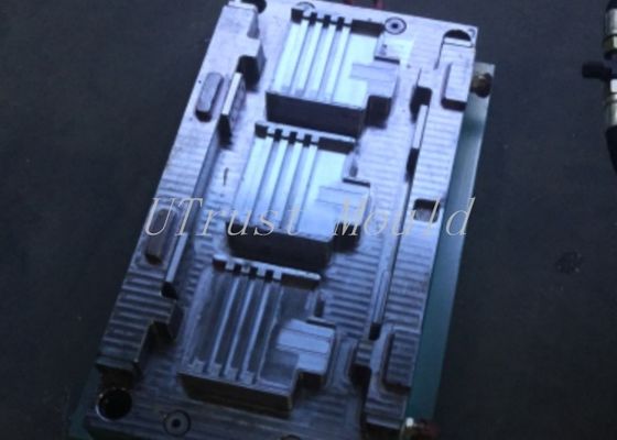 シングルホイットBMC圧縮模具 300000ショット 散装模具